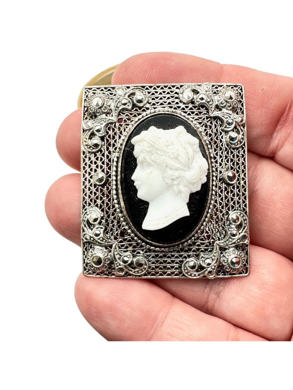 Vintage CZECH Womens Pin Sterling Silver Shell Cameo Brooch